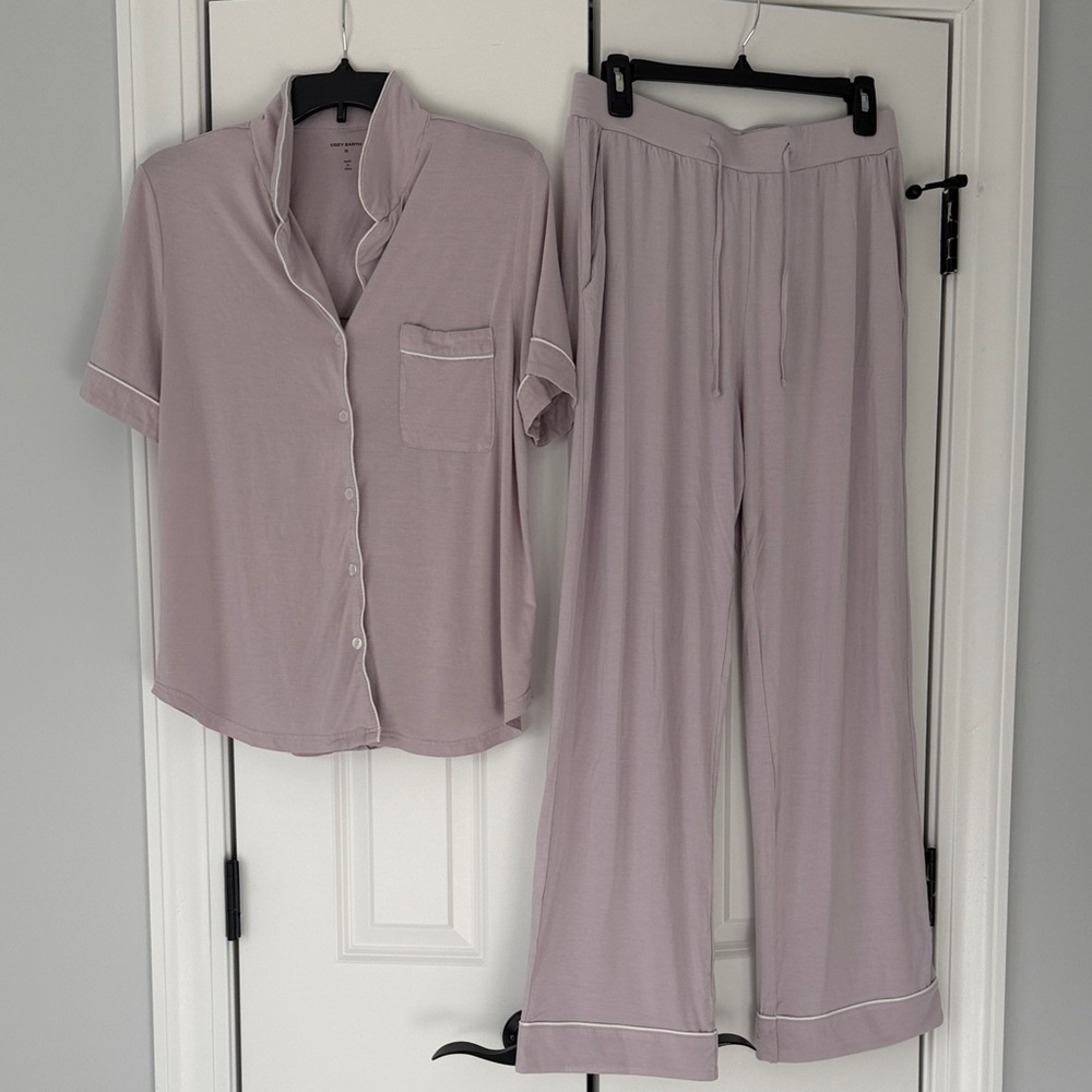 Women’s Bamboo Stretch-Knit Short Sleeve & Pant Pajama Set- Lilac- Size M